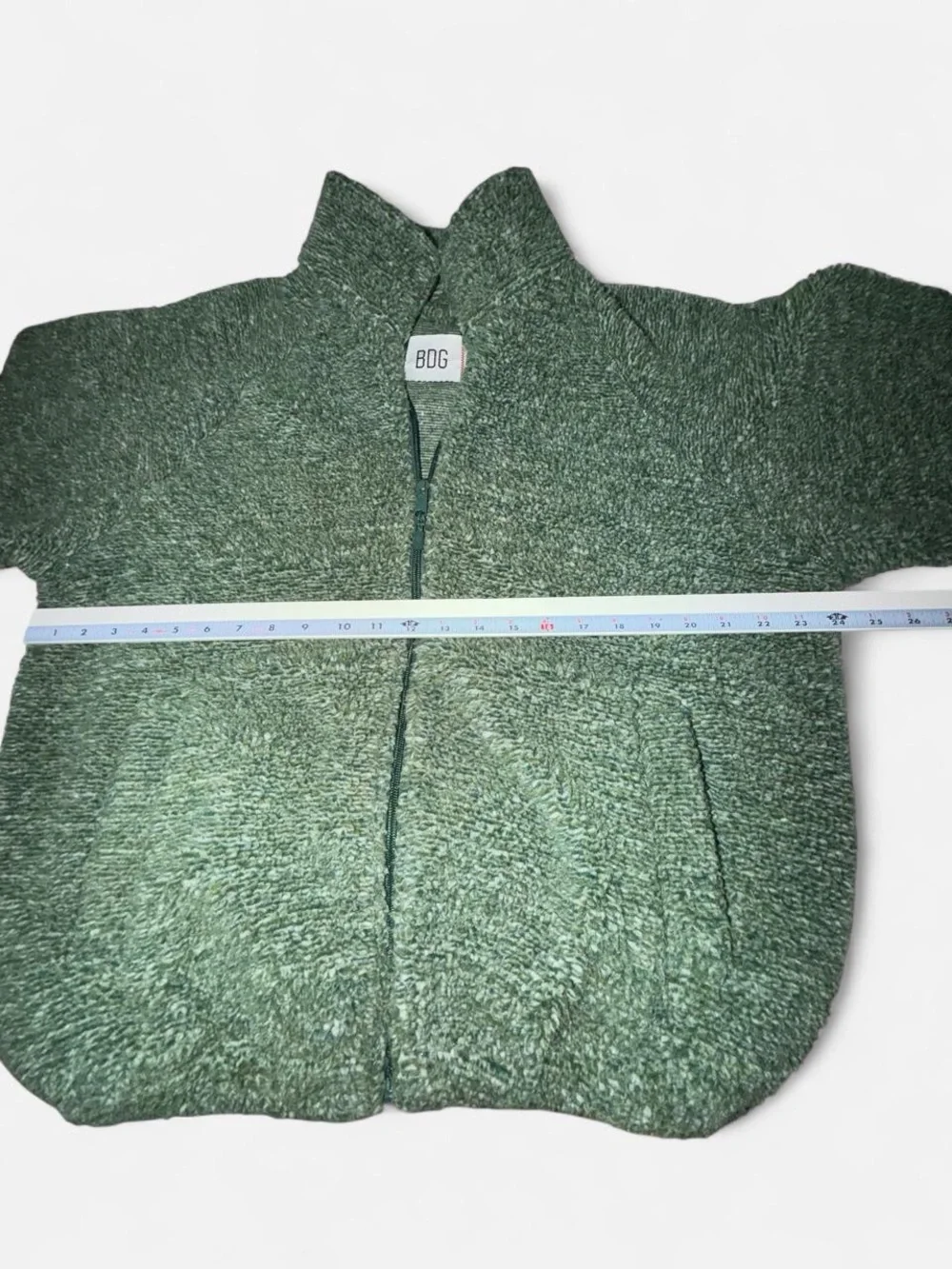 BDG Raglan Fleece Mock Neck Full exclusive from Urban Outfitters size M